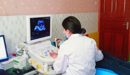 阿坝州妇幼保健计划生育服务中心 成功开展“关爱孕妈，开诊送温暖”活动
